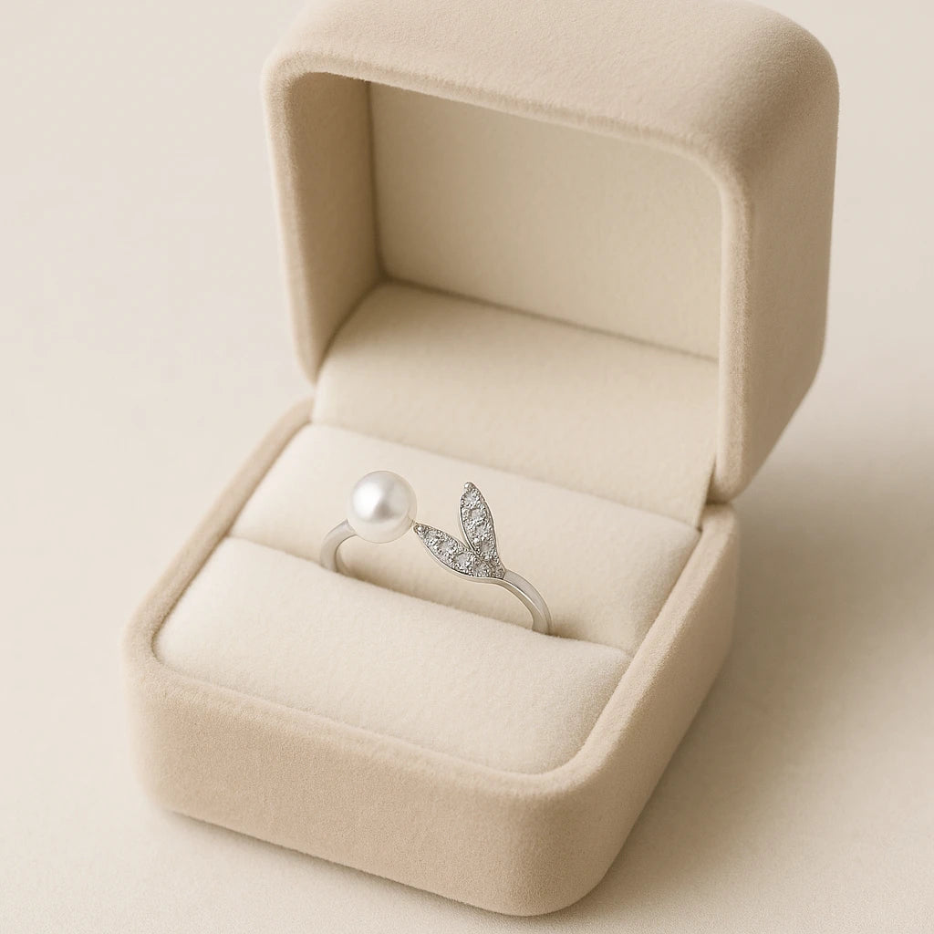 Elegant Silver Pearl & Crystal Leaf Ring – Anti-Tarnish, Hypoallergenic