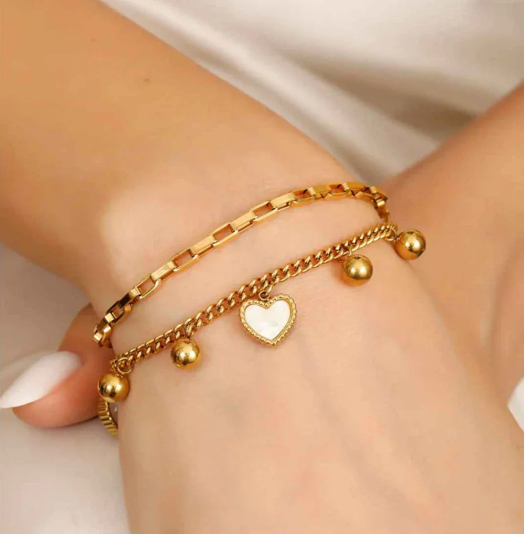 Anti-Tarnish Dual Heart Charm Gold Bracelet – Waterproof & Elegant