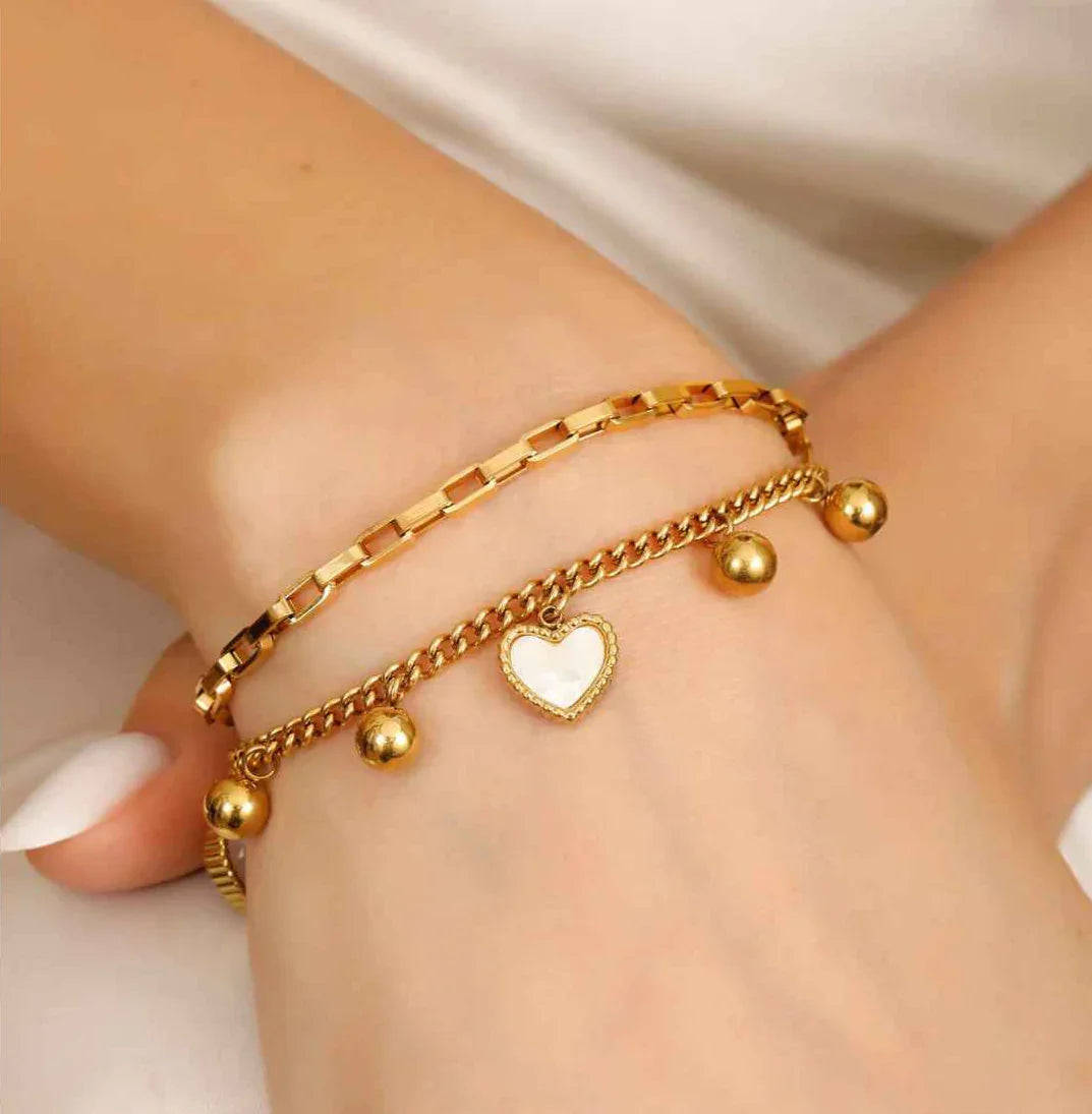 Anti-Tarnish Dual Heart Charm Gold Bracelet – Waterproof & Elegant