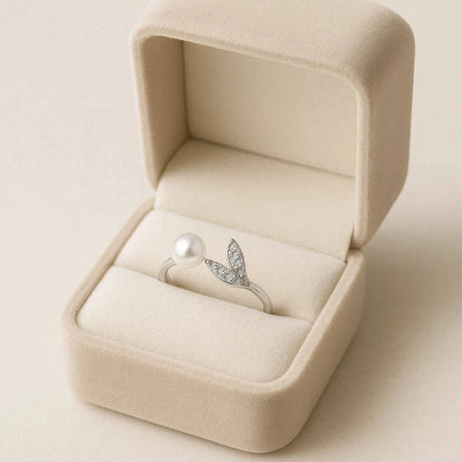 Elegant Silver Pearl & Crystal Leaf Ring – Anti-Tarnish, Hypoallergenic Gems and Glitter