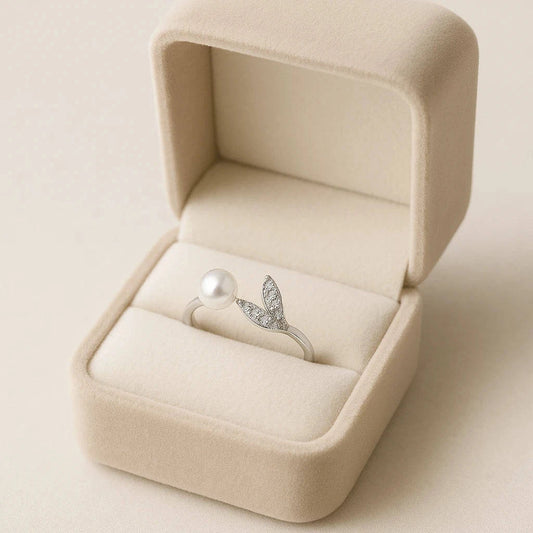 Elegant Silver Pearl & Crystal Leaf Ring – Anti-Tarnish, Hypoallergenic Gems and Glitter