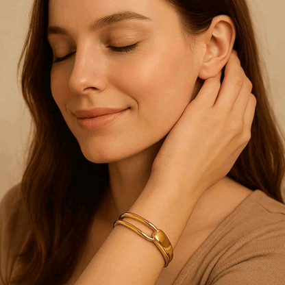 Modern Luxe Lock Bracelet – Anti - Tarnish | Waterproof - Gems and Glitter anta - tarnish